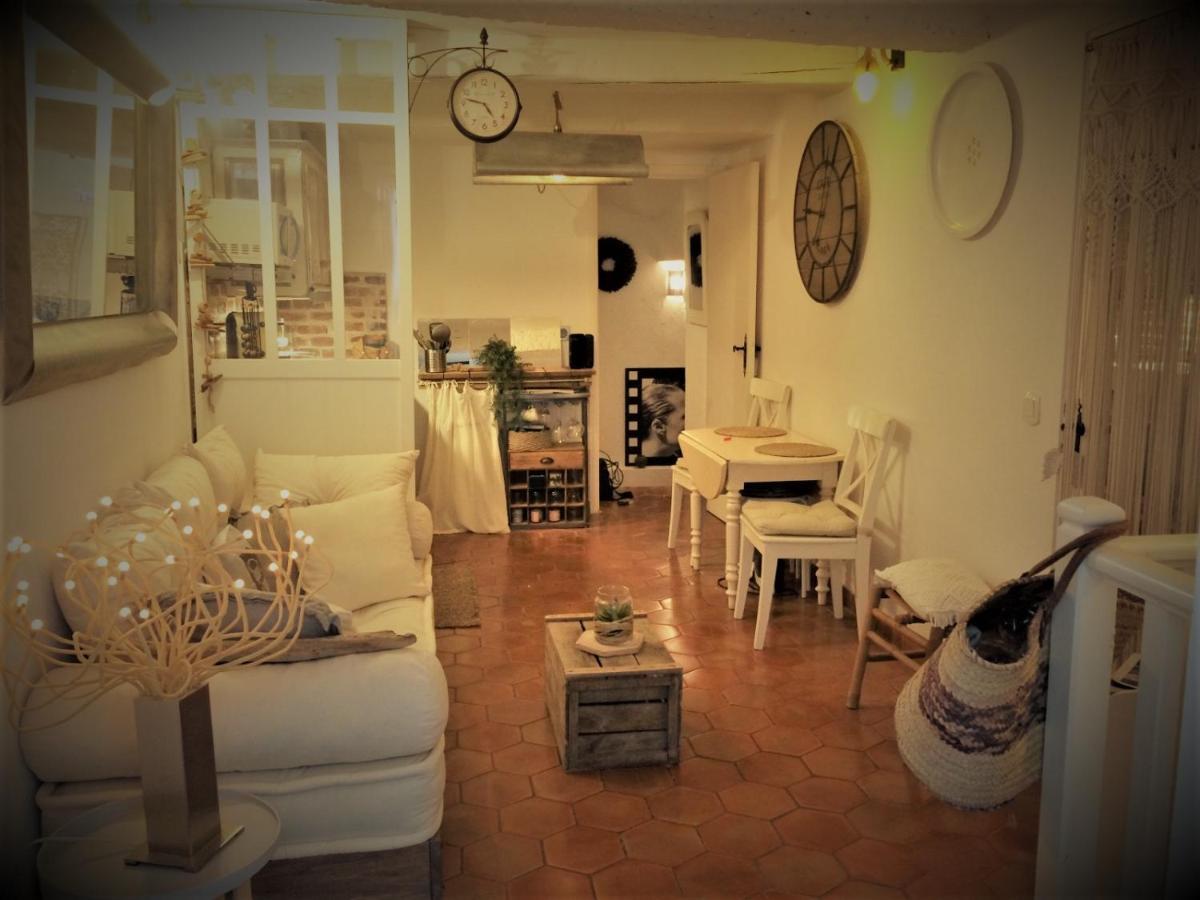 Charme Ramatuelle Apartment ภายนอก รูปภาพ